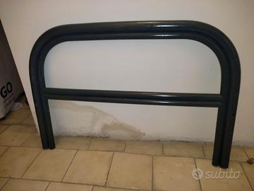 Letto e comodino 