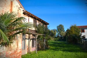 Piccolo casale antico