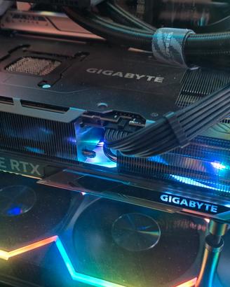 Nvidia RTX5090 ( PRATICAMENTE NUOVA) 