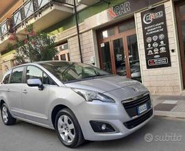 Peugeot 5008 1.6 HDI 114CV 7 POSTI NAVI