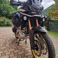 Africa twin 1100 adv manuale