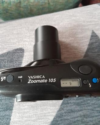YASHICA BRAVA ZOOMATE 105