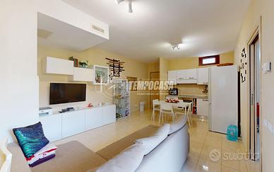 SANTA MARIA APPARENTE PROPONIAMO APPARTAMENTO SEMI