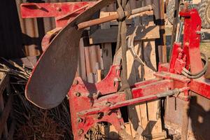 Aratro voltaorecchio idraulico per trattori