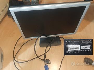 display, casse, tastiere, mouse, pc