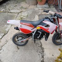 Malaguti grizzly 50 con ruote 10