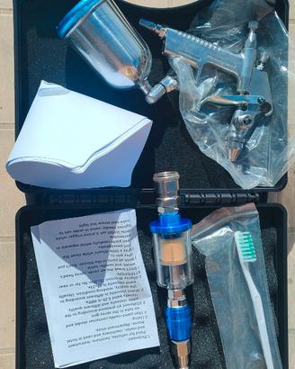 Aerografo / Pistola per verniciare + kit