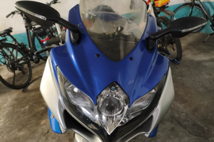 Suzuki GsxR 750 K9