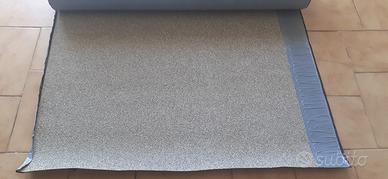 Si propone guaina ardesiata adesiva mt.7