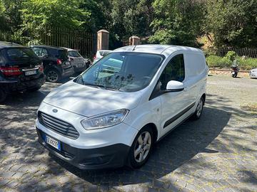 Ford Transit Courier 1.5 Diesel Euro 5b Full Opt 2