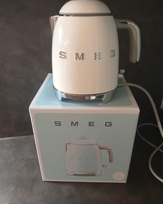 Smeg bollitore Colore Bianco 