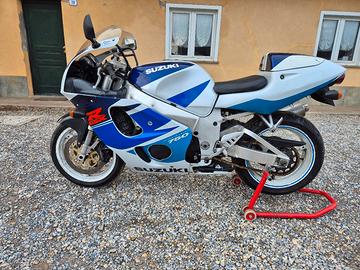 suzuki gsxr 750 srad 1998