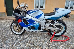 suzuki gsxr 750 srad 1998