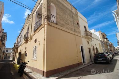 Bilocale al primo piano in centro