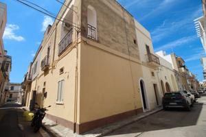 Bilocale al primo piano in centro