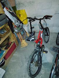 Bicicletta da bambino da aggiustare 