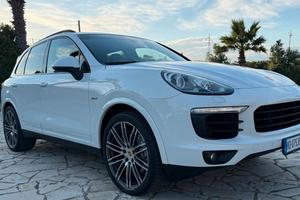 Porsche Cayenne 3.0 TDI Platinum Edition