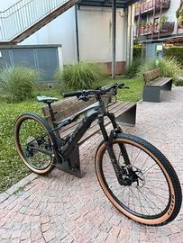 E-MTB Trek E-Caliber 9.8 da 29”