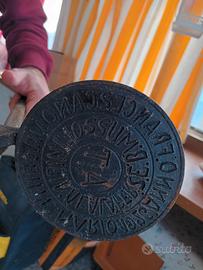 Vecchia piastra per dolci