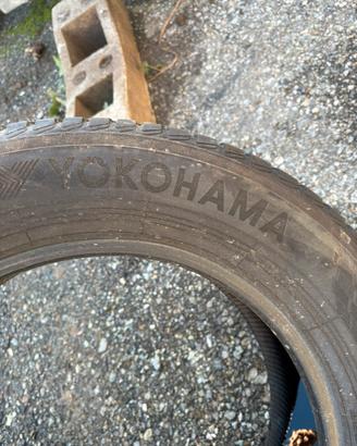 Copertoni invernali Yokohama