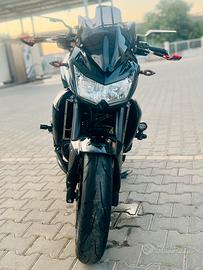 KAWASAKI Z750