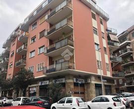 NEGOZIO A ROMA