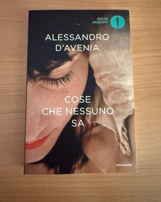 Libro "cose che nessuno sa"
