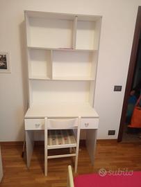 Scrivania + comodino in legno