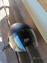 casco moto colore nero
