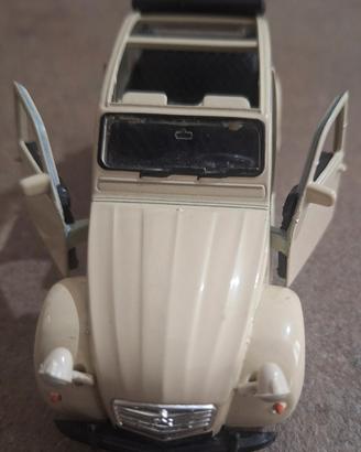modellino Citroën 2cv