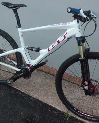 GT ZASKAR XC 29 CABONIO NUOVA
