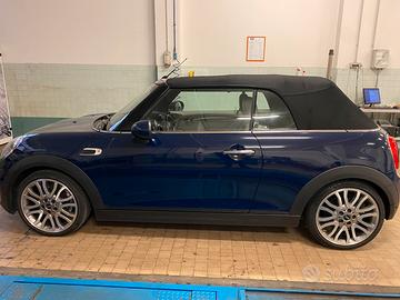 Mini Cooper D Cabrio