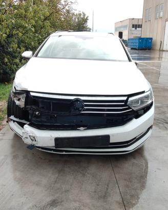 Ricambi Musata Passat 2019 2.0 DFG