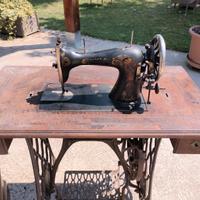 MACCHINA DA CUCIRE JUNKER ANTICA