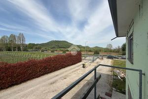 VILLA A SCHIERA A TORREGLIA