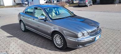 Jaguar X-type 2.2 executive