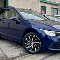 VOLSKWAGEN GOLF VARIANT 2.0 TDI SCR STYLE 150CV - 