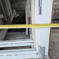 Infissi vasistas pvc/legno