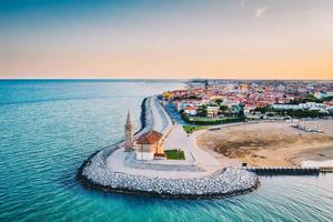 Palazzo / Stabile di 800 m² a Caorle