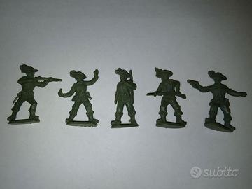 Soldatini, bersaglieri.