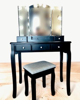  Specchiera Toeletta e sgabello 