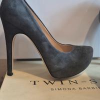 décolleté twin-set scamosciata on plateau