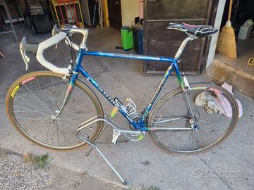 Bicicletta Pinarello Professional vintage da corsa
