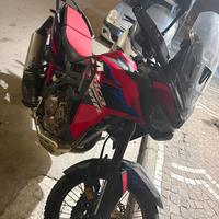 Honda Africa Twin 1100 L1 Gran Prix Red