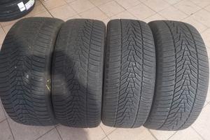 N4 265 40 R22 106W Invernali