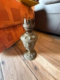 Lume petrolio antico