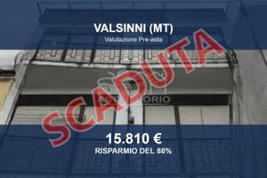 Immobile in asta di 300 m² con più di 5 locali a V