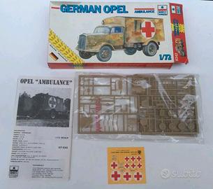 Modellino Ambulanza Militare