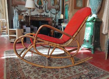 Sedia dondolo in bambu vintage
