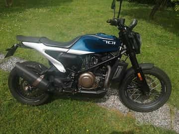 husqvarna svartpilen 701